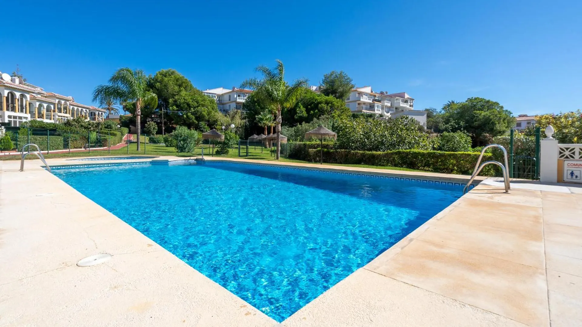 Mijas, Colinas Del Faro, Lovely Terrace Apartment Walking Distance To Beach